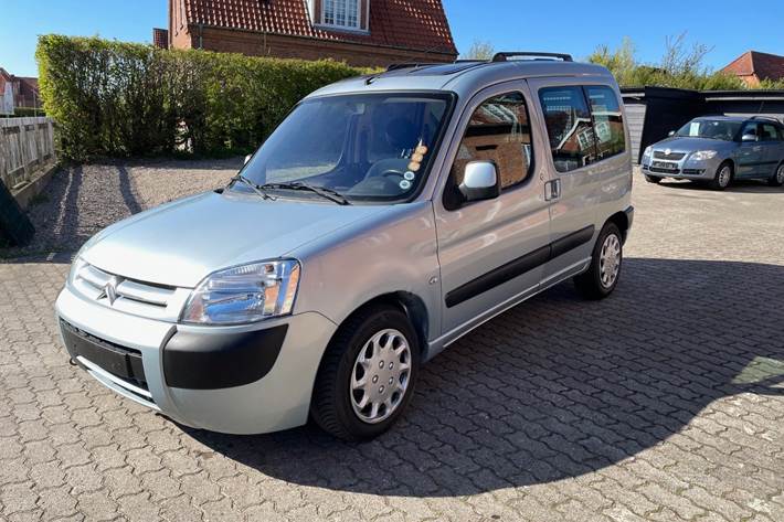 Gul Citroën Berlingo fra 2006