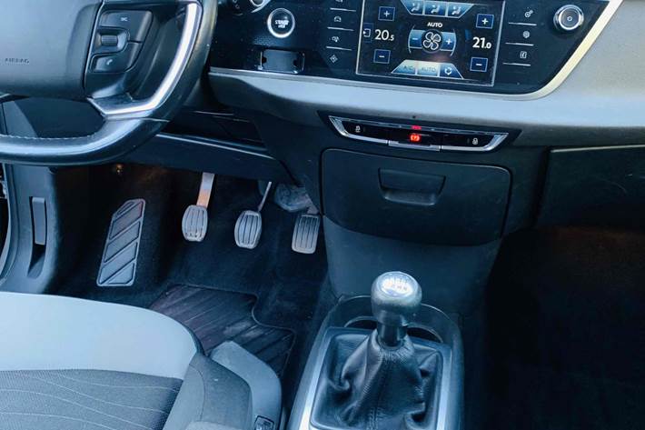 Grå Citroën Grand C4 Picasso fra 2014