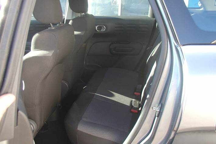 Grå Citroën C3 Aircross fra 2018