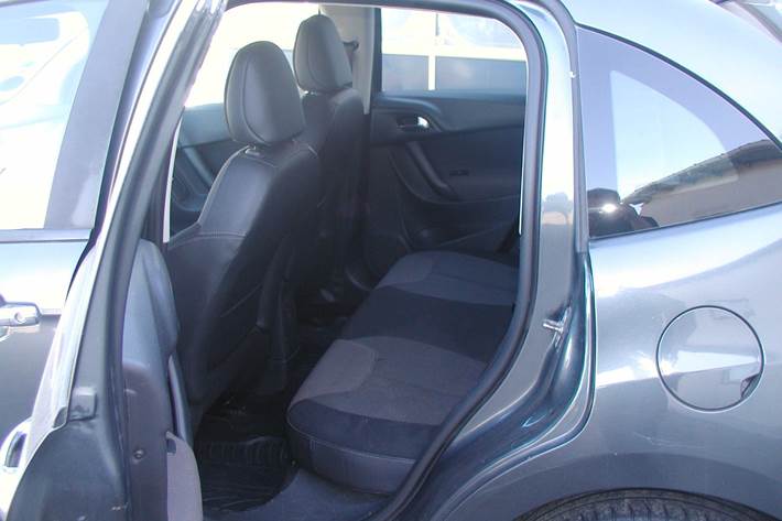Grå Citroën C3 fra 2015