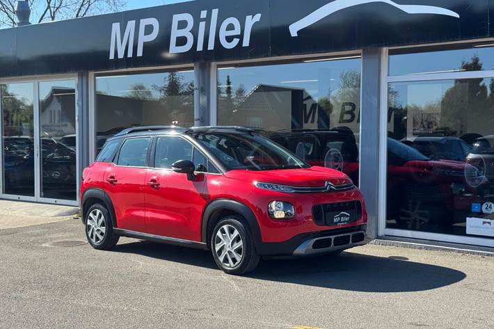 Rød Citroën C3 Aircross fra 2017