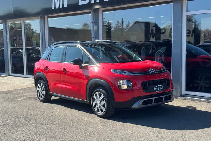 Rød Citroën C3 Aircross fra 2017