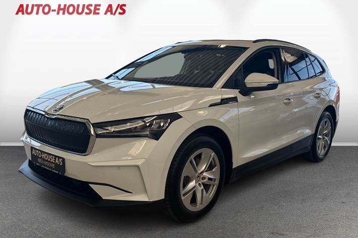 Hvid Skoda Enyaq fra 2023