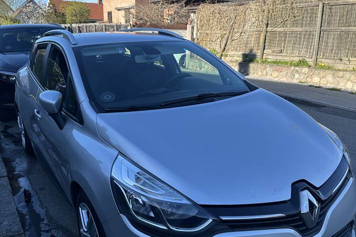 Grå Renault Ny Clio fra 2019