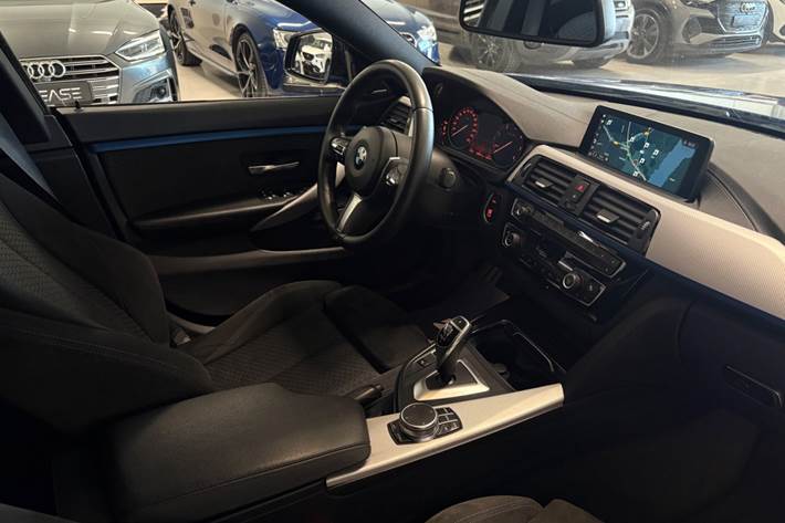 Blå BMW 430d fra 2019