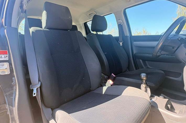 Sort Suzuki Swift fra 2008