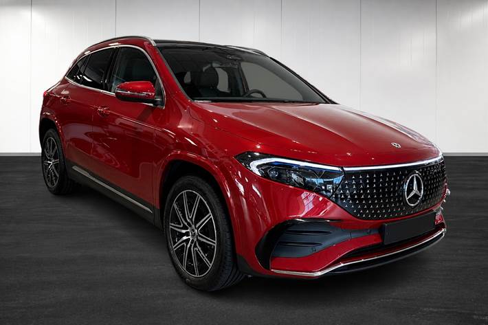 Rød Mercedes EQA250+ fra 2025