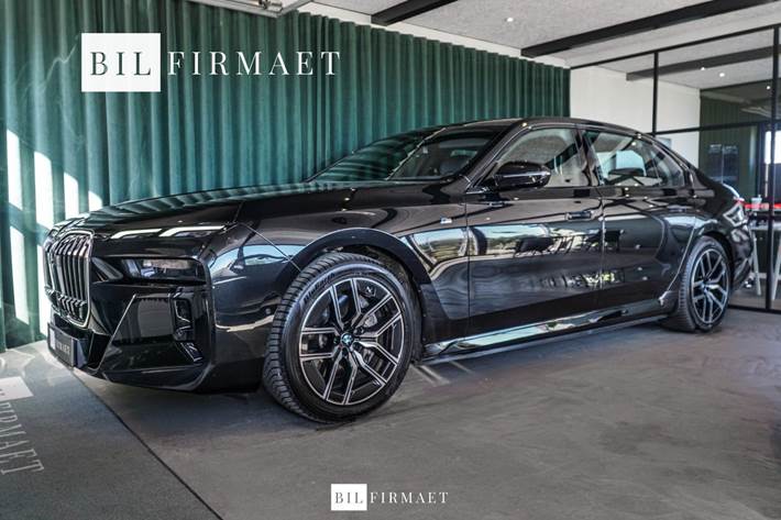 Sort BMW i7 fra 2024