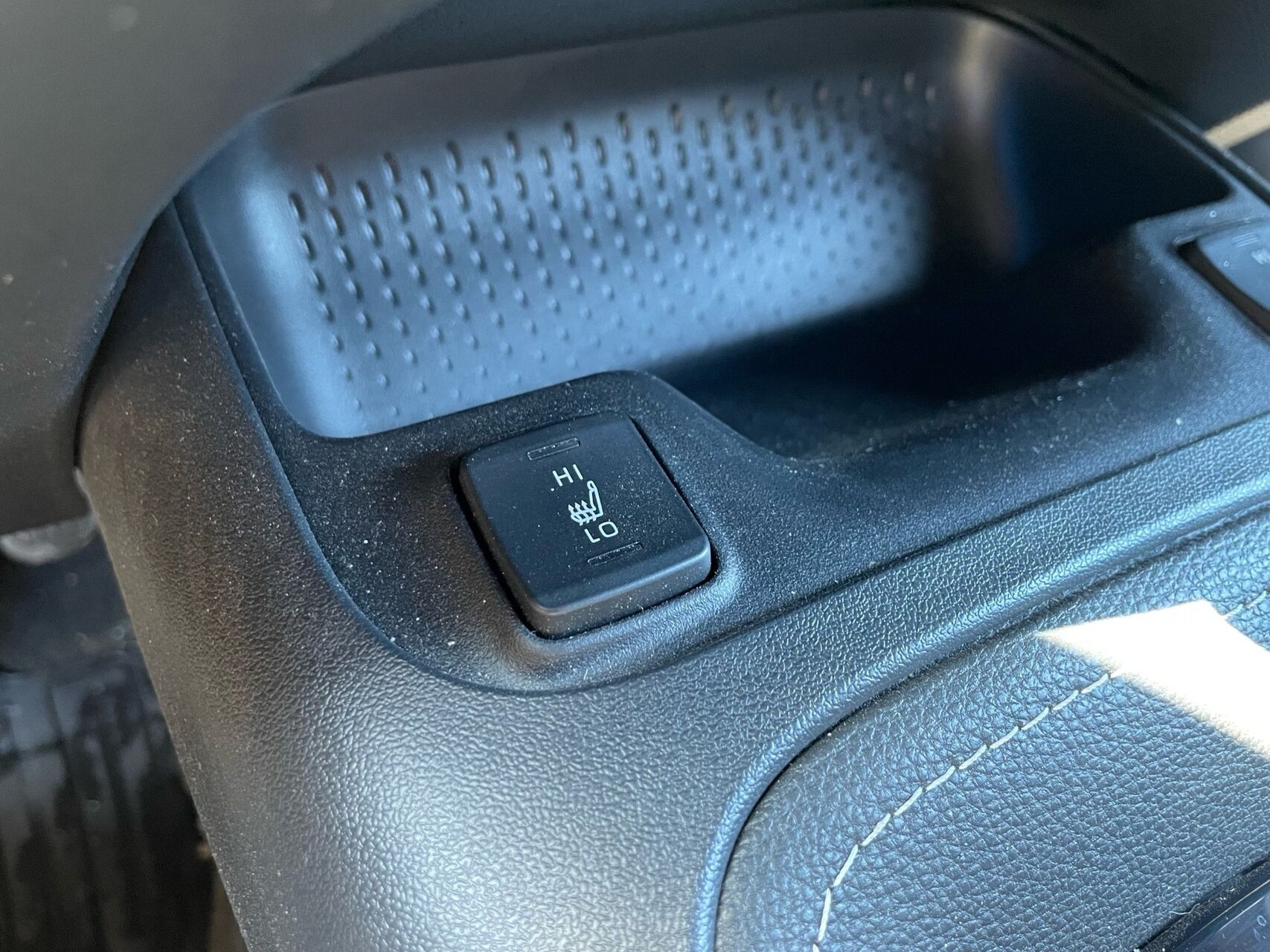 Hvid Toyota Corolla fra 2022