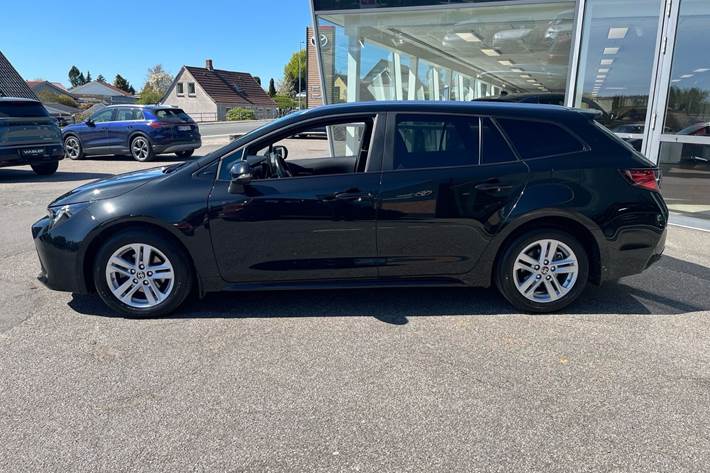 Sort Toyota Corolla fra 2020