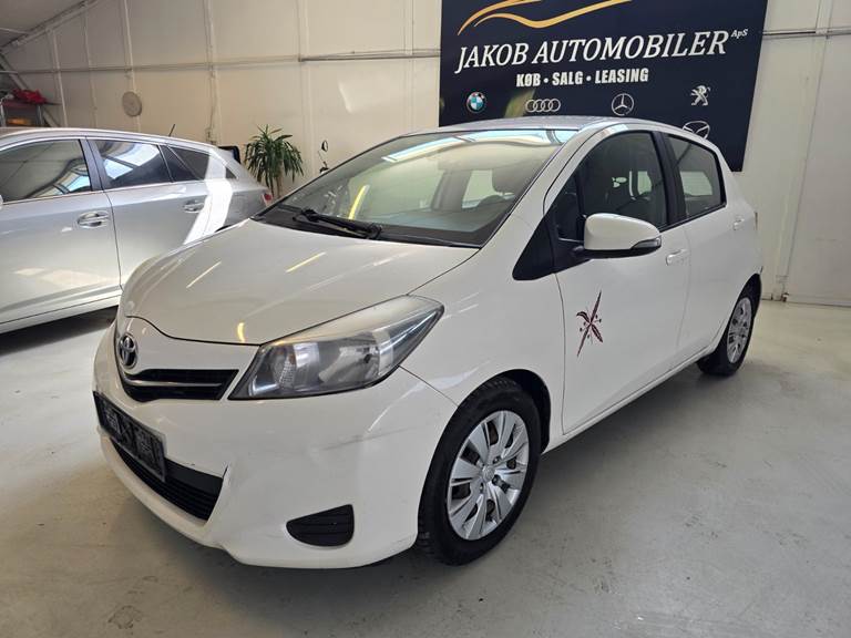 Toyota Yaris 1,4 D-4D T2 Van
