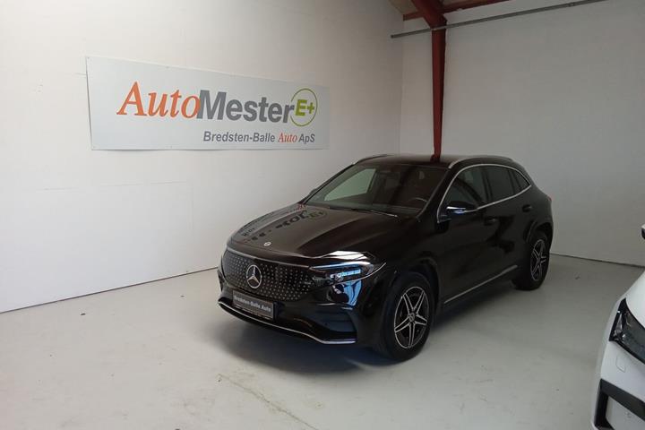 Sort Mercedes EQA250+ fra 2024