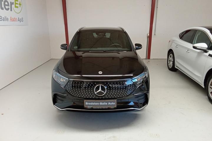 Sort Mercedes EQA250+ fra 2024