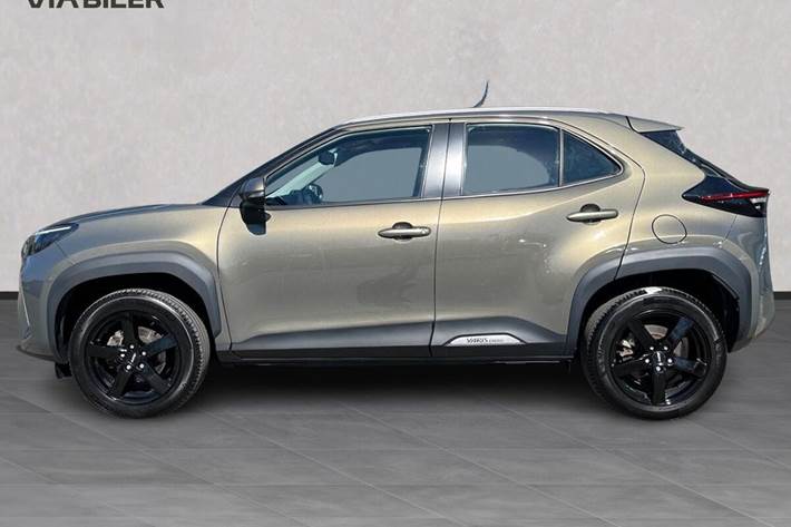 Bronze Toyota Yaris Cross fra 2022