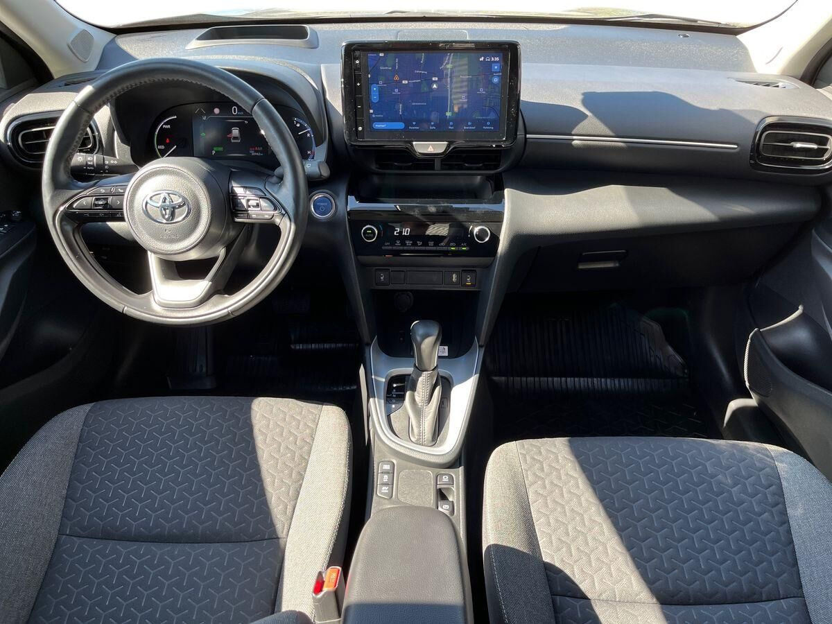 Bronze Toyota Yaris Cross fra 2022