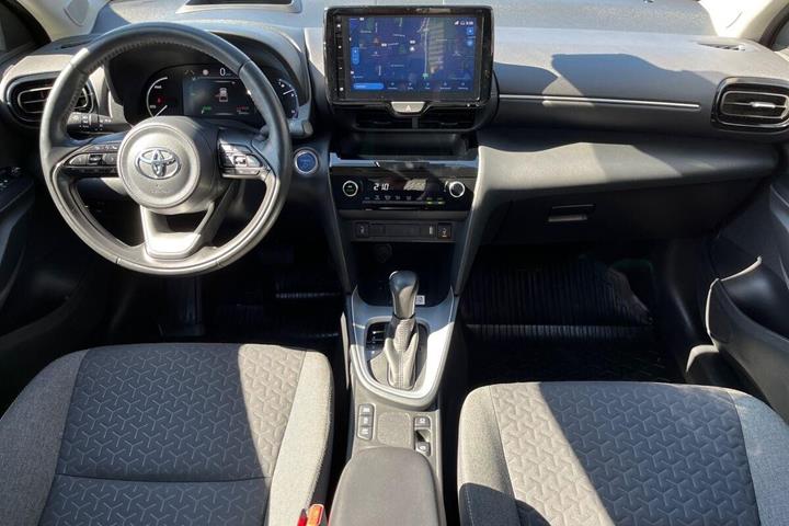 Bronze Toyota Yaris Cross fra 2022