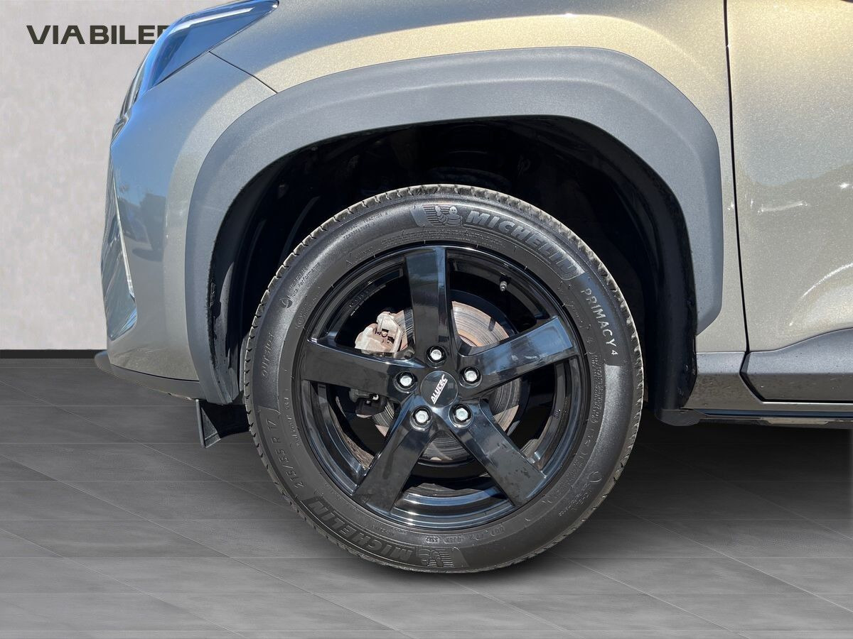 Bronze Toyota Yaris Cross fra 2022