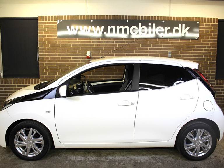 Toyota Aygo 1,0 VVT-i x-press