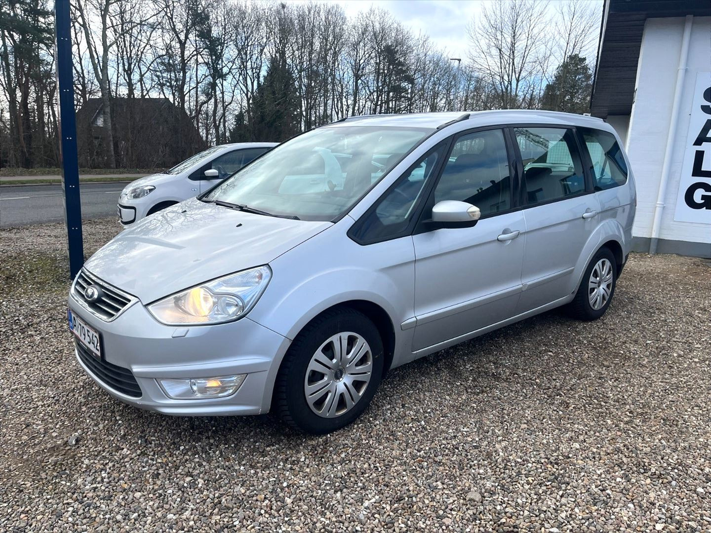 Sølv Ford Galaxy fra 2011