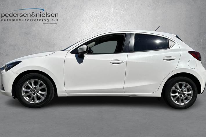 Hvid Mazda 2 fra 2019