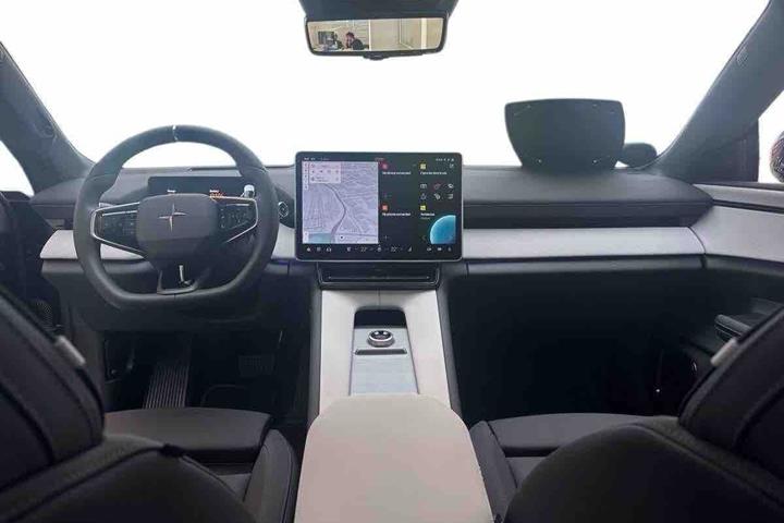 undefined Polestar 4 fra 2026