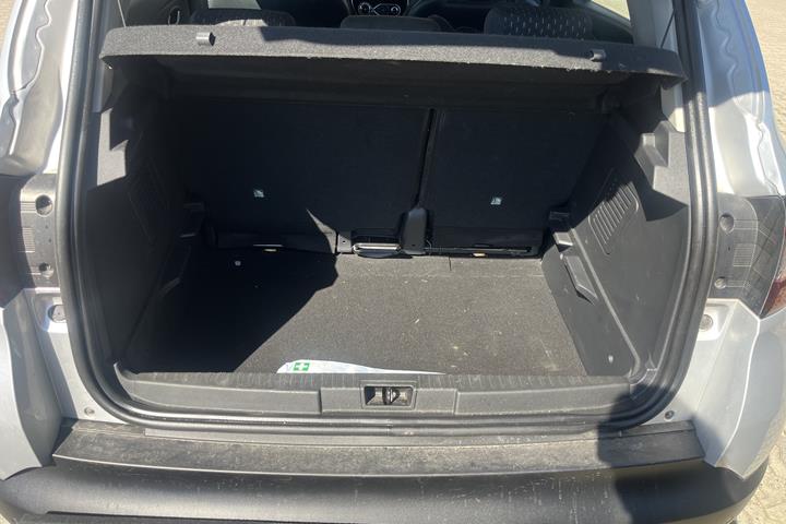 Grå Renault Captur fra 2018