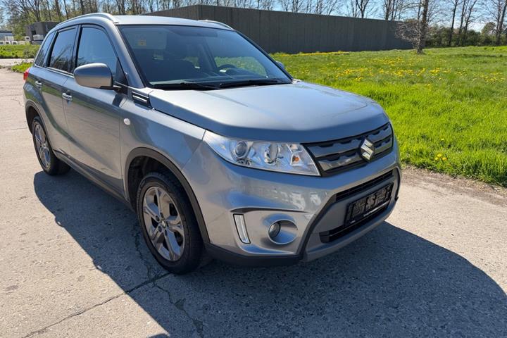 undefined Suzuki Vitara fra 2016 set udefra