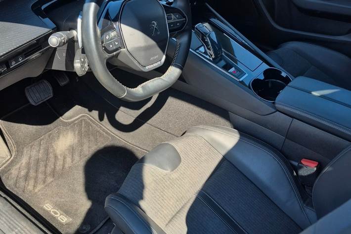 Sort Peugeot 508 fra 2020