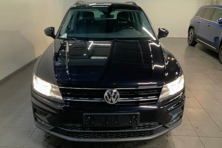 Sort VW Tiguan fra 2019