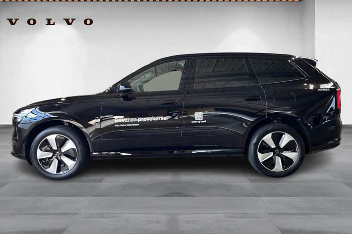 Sort Volvo EX90 fra 2025