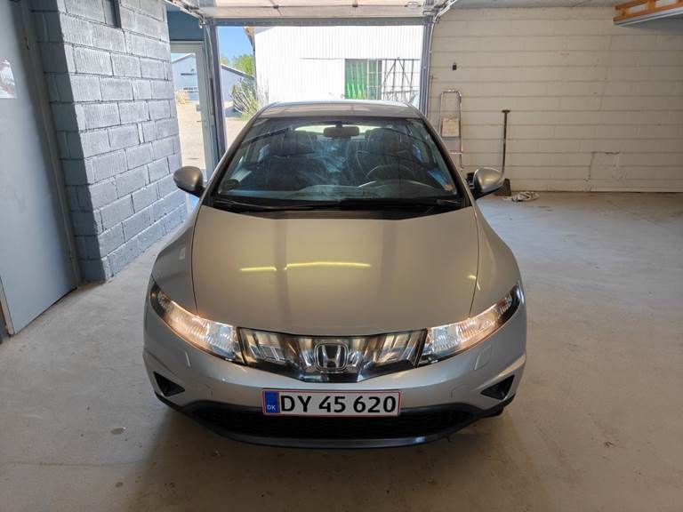 Honda Civic 1,8 Sport