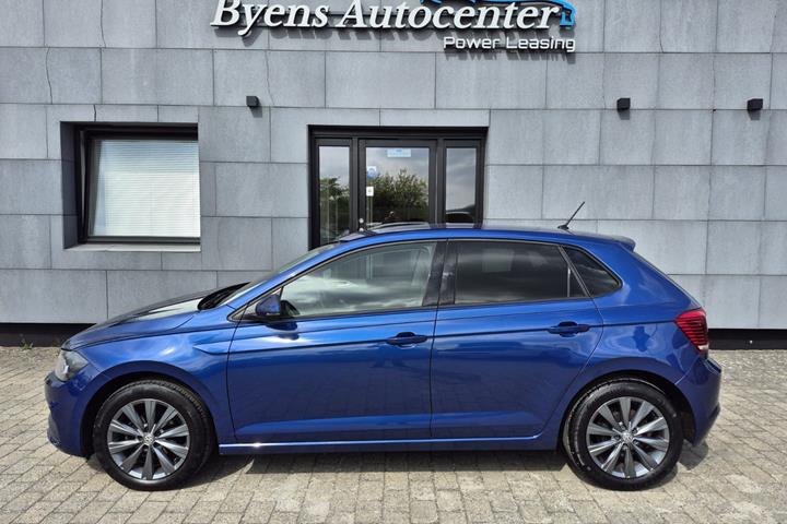 Blå VW Polo fra 2019