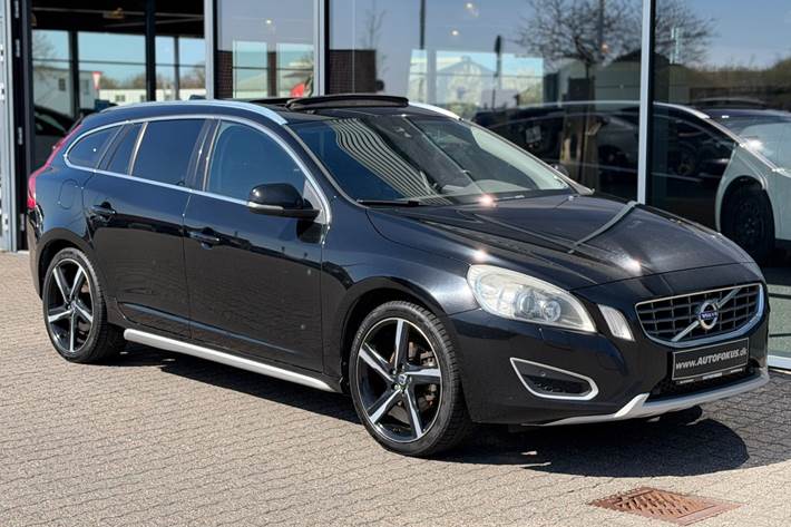 Sort Volvo V60 fra 2012