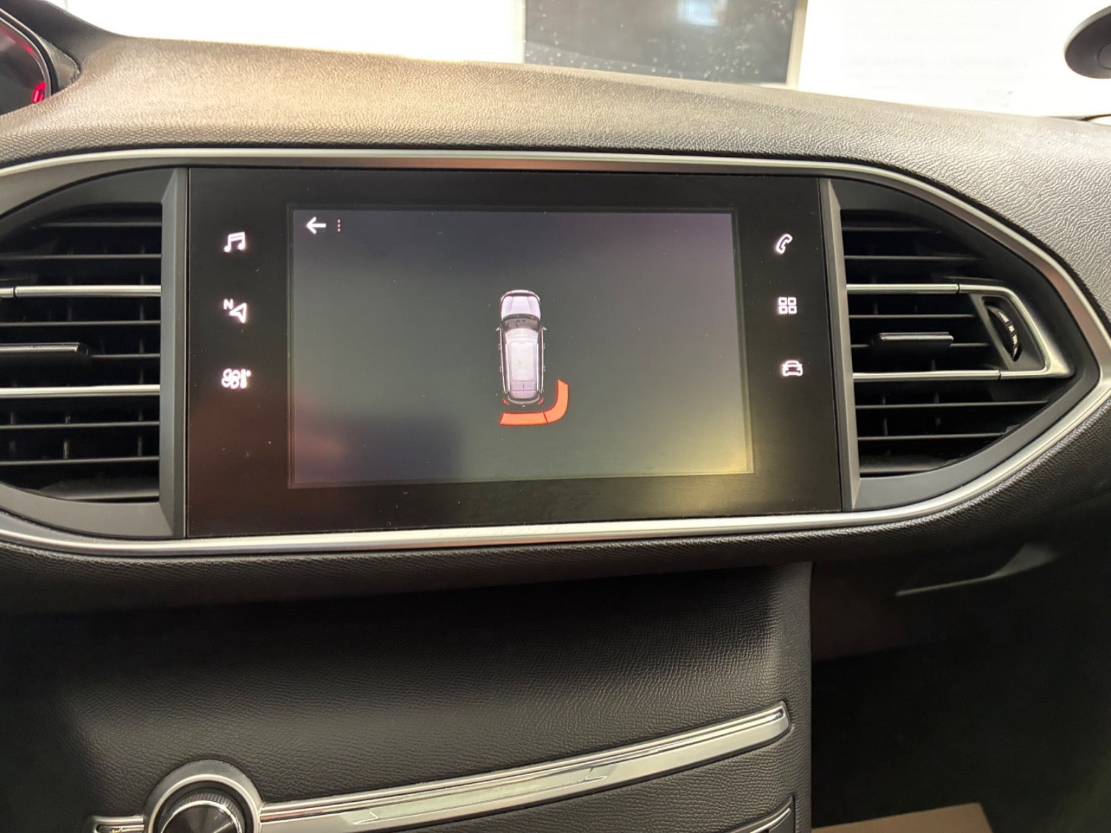 Sort Peugeot 308 fra 2018