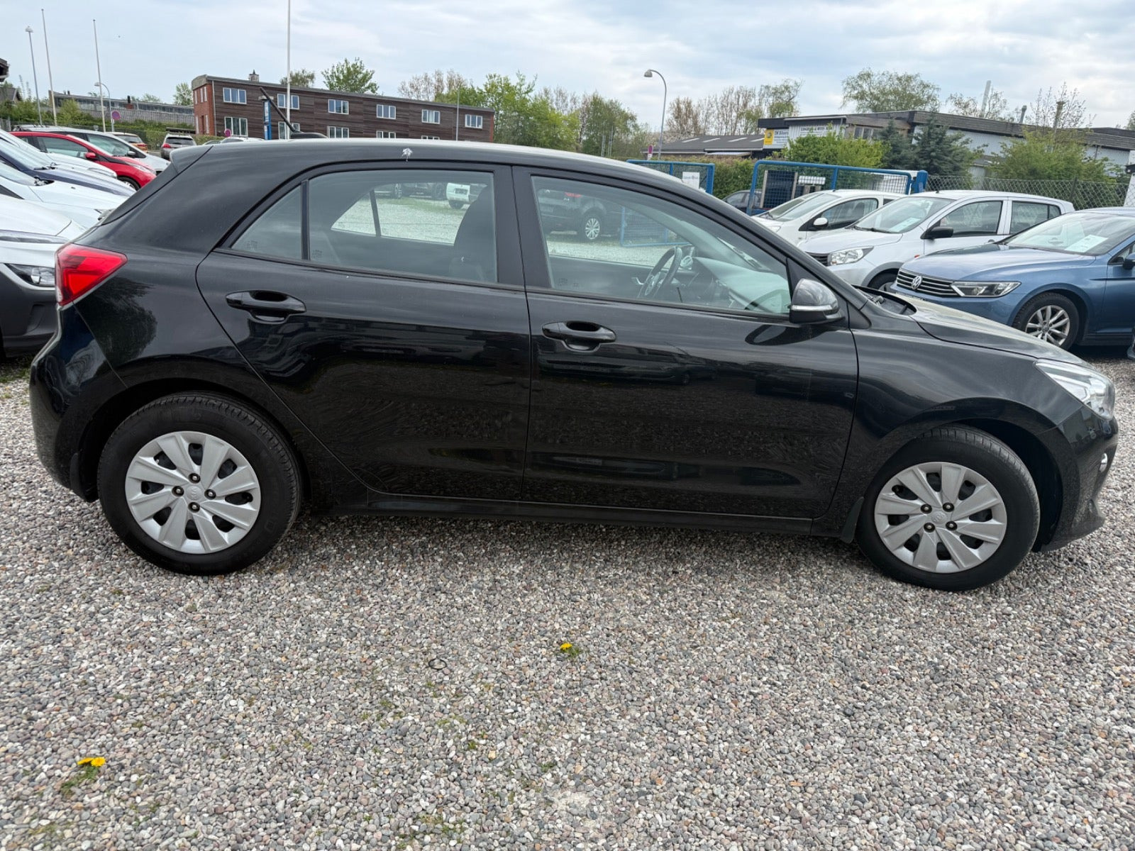 Sort Kia Rio fra 2017