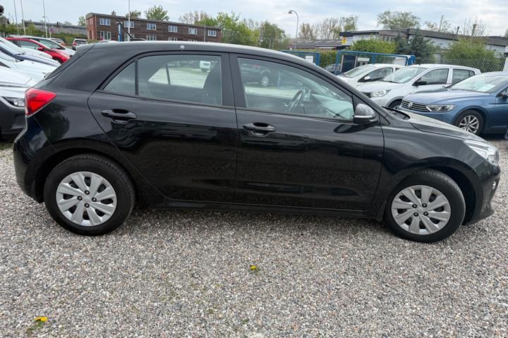 Sort Kia Rio fra 2017