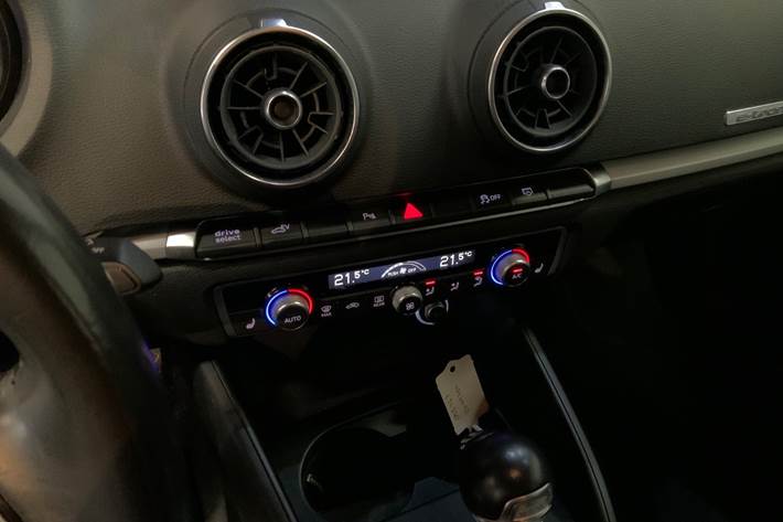 Sort Audi A3 fra 2017