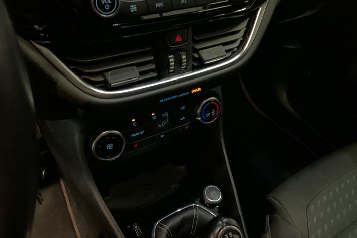 Rød Ford Fiesta fra 2018