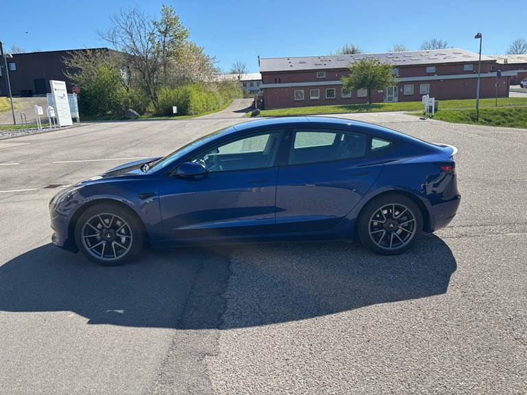 Tesla Model 3 Standard Range+ RWD
