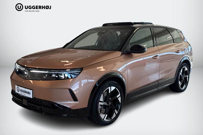 Kobber Opel Grandland-e fra 2025 set udefra