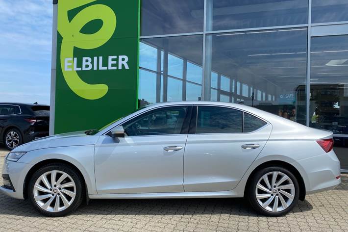 Sølv Skoda Octavia fra 2021
