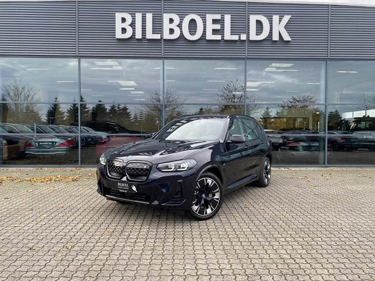 BMW iX3 Charged Plus M-Sport