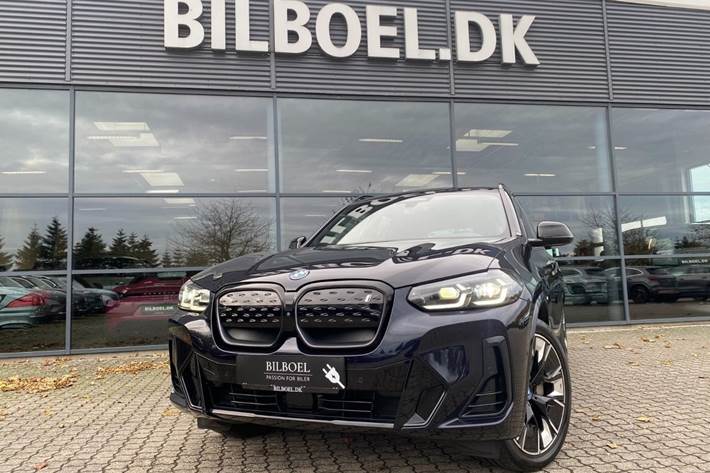 Sort BMW iX3 fra 2022
