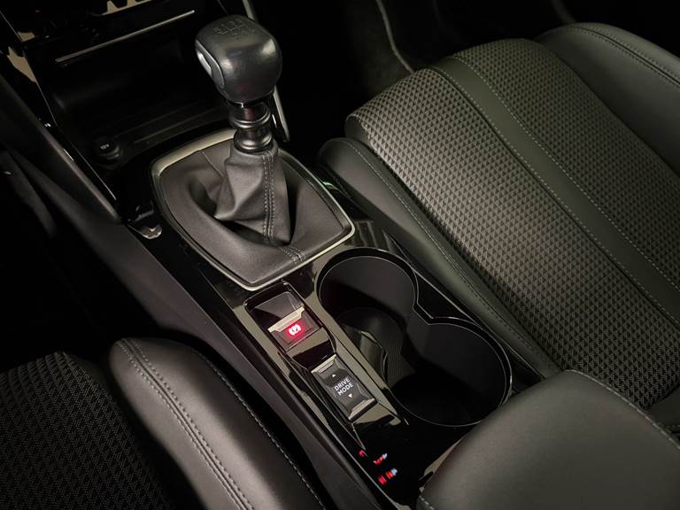 Peugeot 208 1,2 PureTech 100 GT