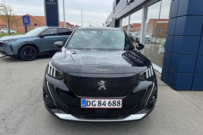 Sort Peugeot e-2008 fra 2022