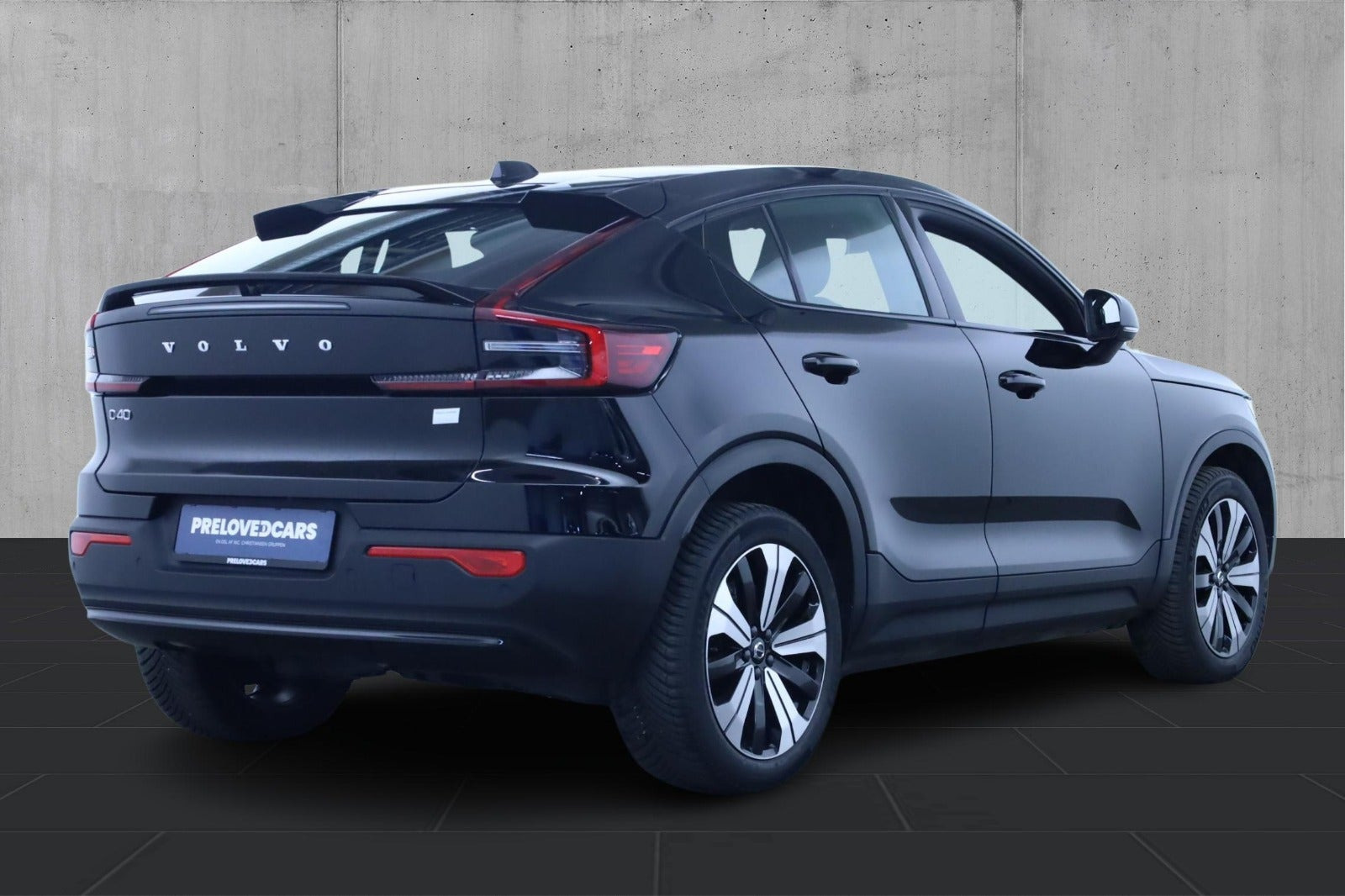 Sort Volvo C40 fra 2023