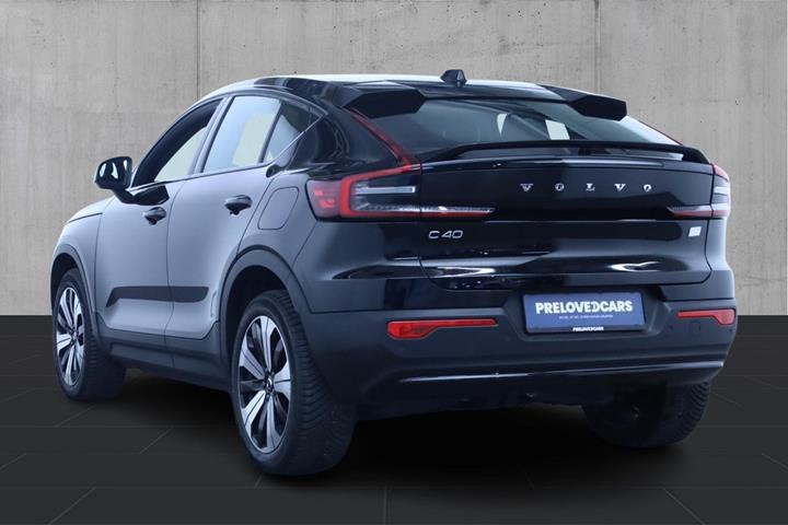 Sort Volvo C40 fra 2023