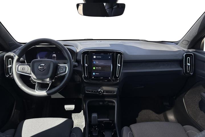 Sort Volvo C40 fra 2023