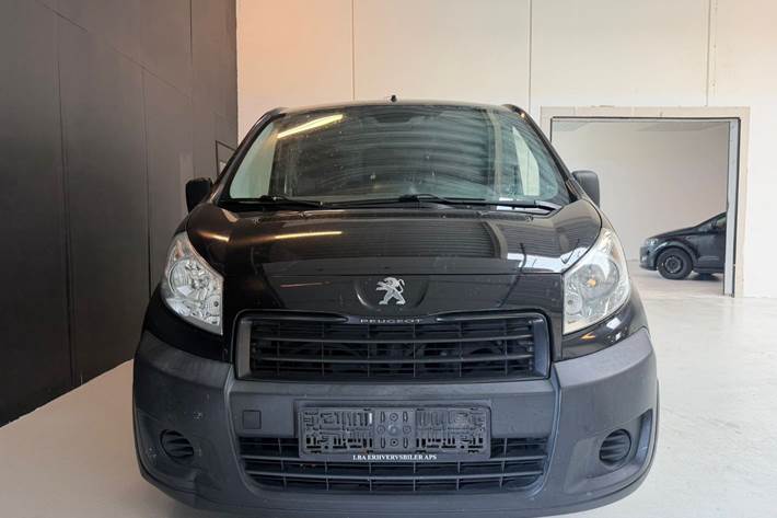 Sort Peugeot Expert fra 2016