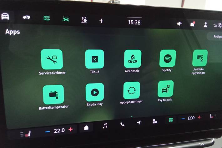 Hvid Skoda Enyaq fra 2025